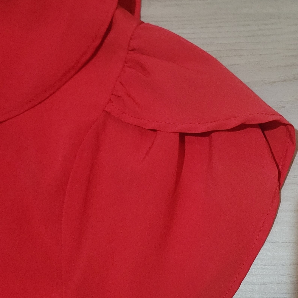 Ruffle top - Picture 2 of 6